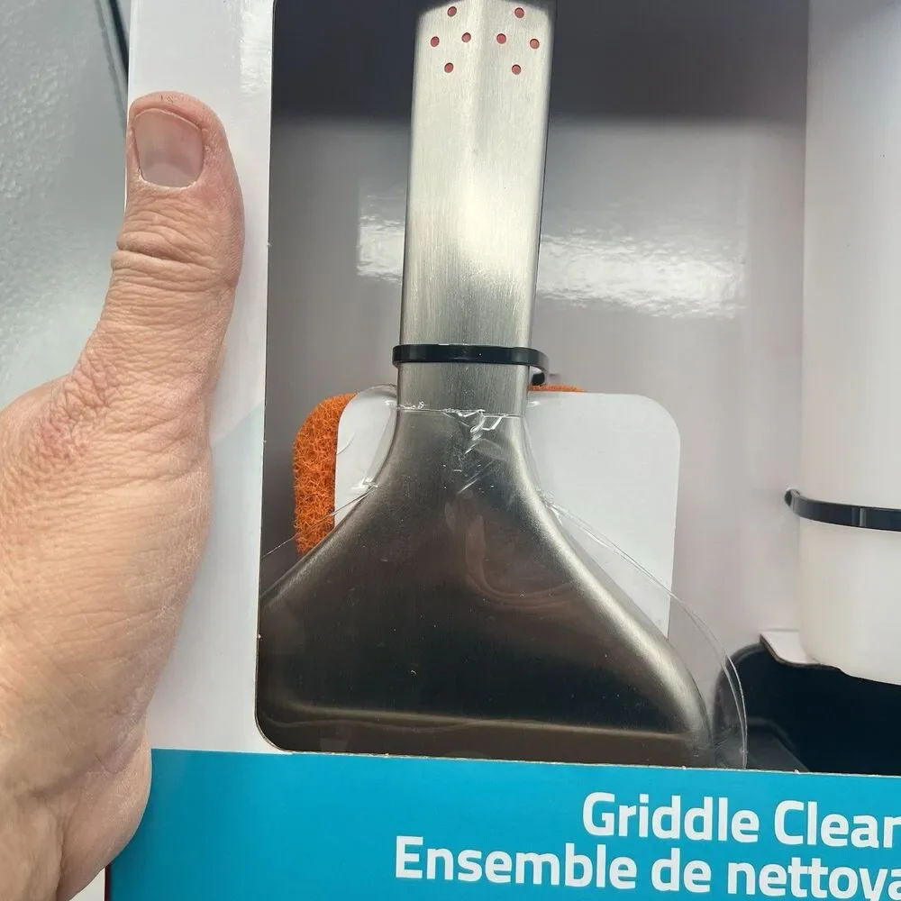 LoCo Cookers Griddle Cleaning Kit, Griddle & Grill Scrubber, Scraper, 2 bottles